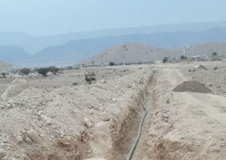 عملیات آبرسانی به روستای کم رضوان بندر لنگه کلید خورد