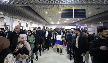 ورود گردشگر نوروزی به کیش ۹ درصد بیشتر شد