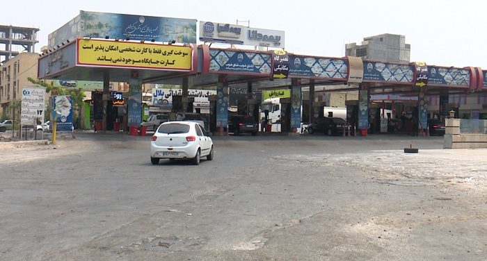 روند سوخت‌رسانی در جایگاه‌های بندرعباس بهبود یافت؛ توصیه به پراکندگی مراجعه رانندگان