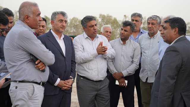 احداث بزرگ‌ترین پروژه ساماندهی صنوف شمال‌شرقی بندرعباس آغاز شد