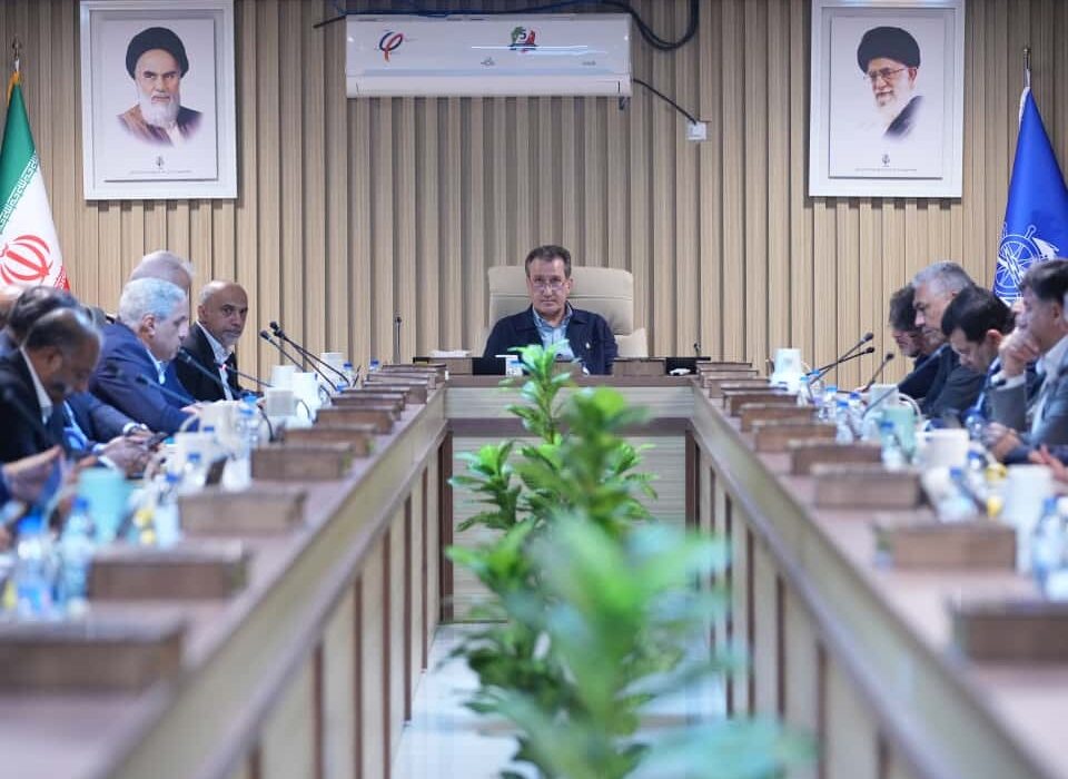 سرمایه‌گذاری خارجی در بنادر؛ نگرانی از لغو معافیت تحریمی وجود ندارد