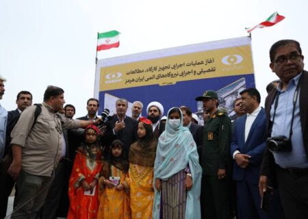 شرق هرمزگان همچنان در خاموشی؛ پروژه‌های ناتمام نیروگاهی گلایه مردم سیریک را به اوج رسانده است