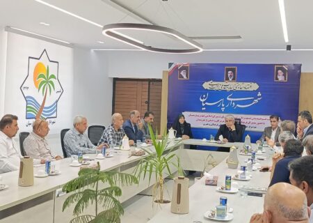 تأکید بر واگذاری مجتمع فرهنگی هنری شهرداری پارسیان به جامعه هنری